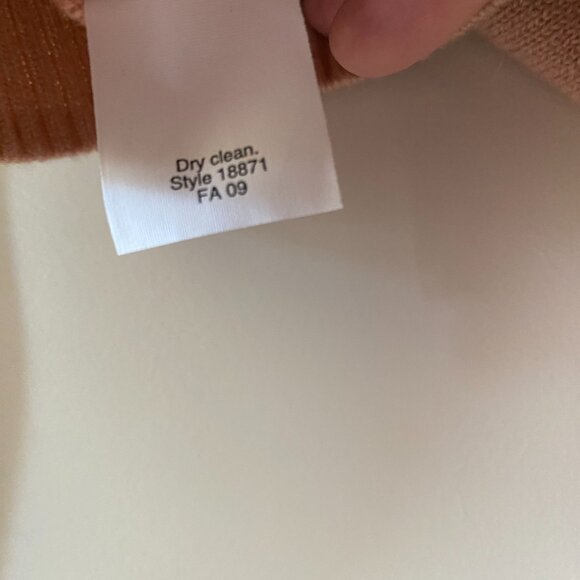 J. Crew 100% Cashmere Cardigan Dusty Pink Size Small EUC - Picture 4 of 4